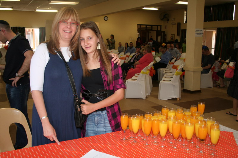 2014-09-05-chazak-launch22_resize