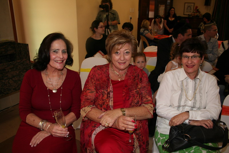 2014-09-05-chazak-launch37_resize