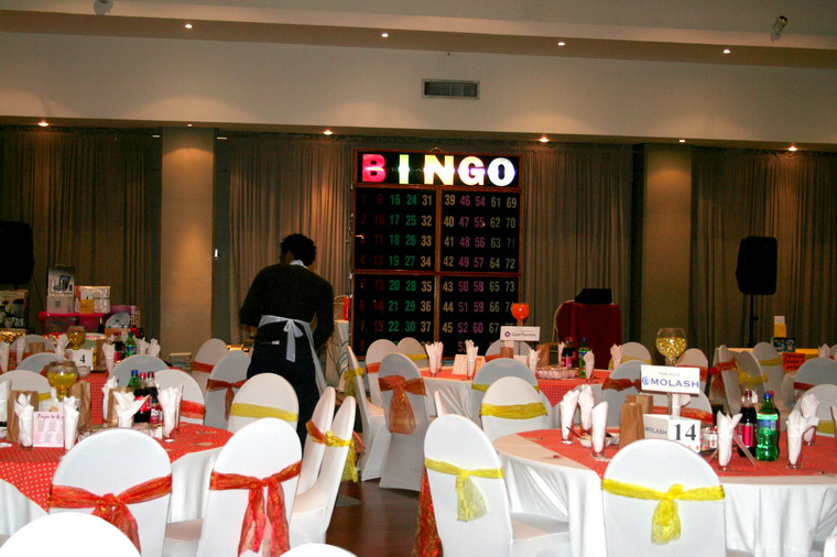 2010-11-18-Chazak-bingo (24)